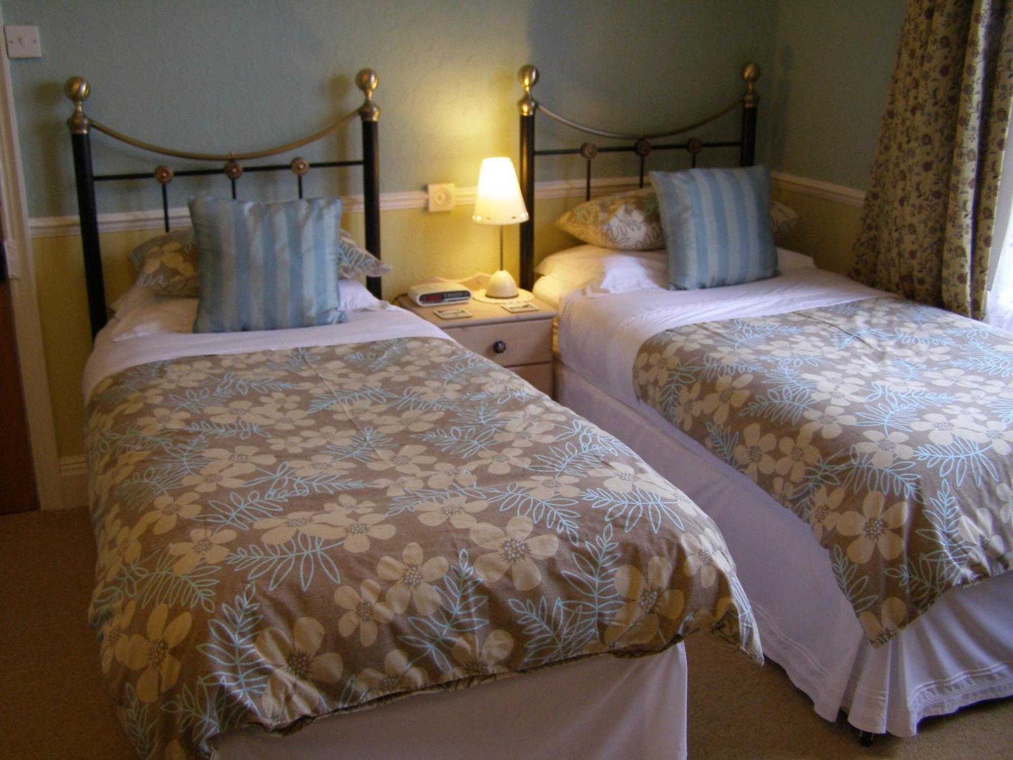 Anton Guest House Bed And Breakfast シュルーズベリー エクステリア 写真