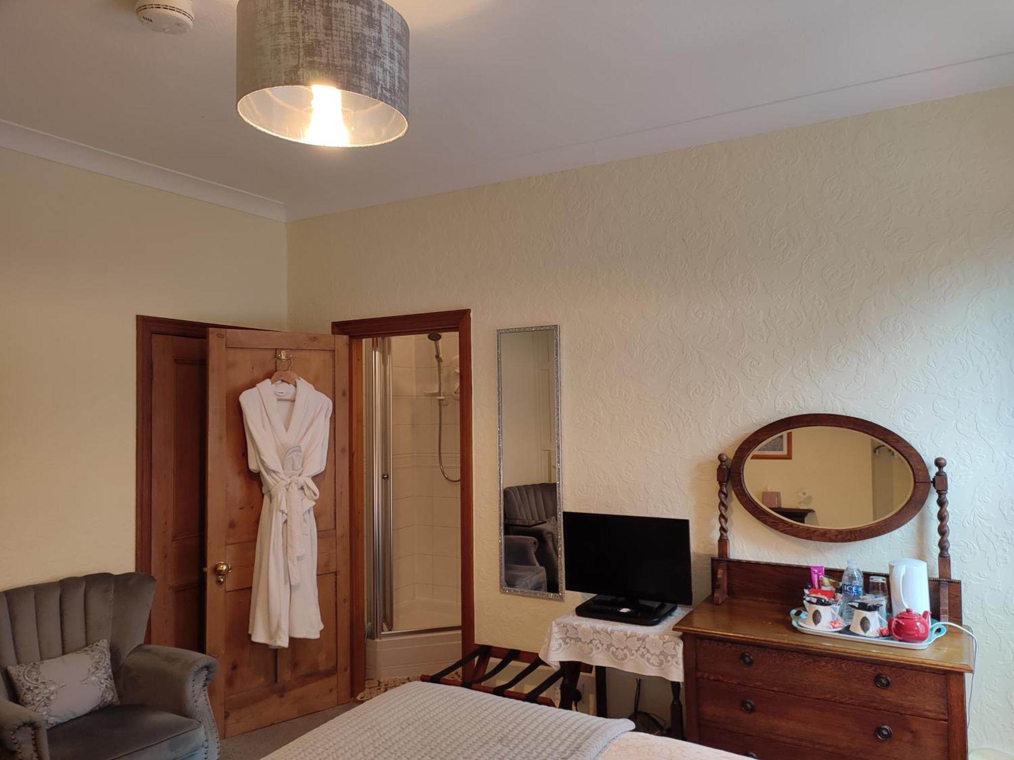 Anton Guest House Bed And Breakfast シュルーズベリー エクステリア 写真